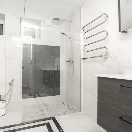 Oldtown Art Apartment *