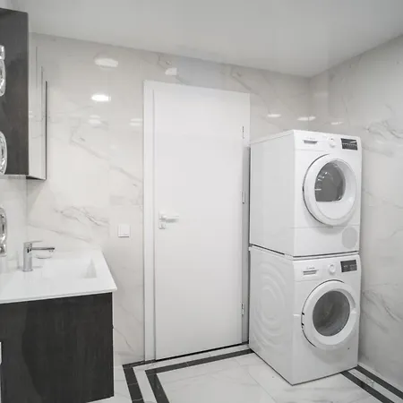 Oldtown Art Apartment *